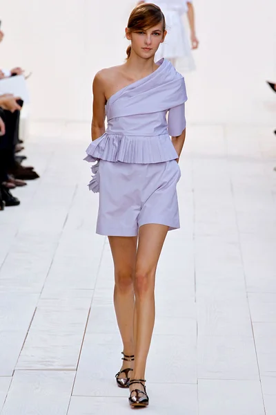 Look 17